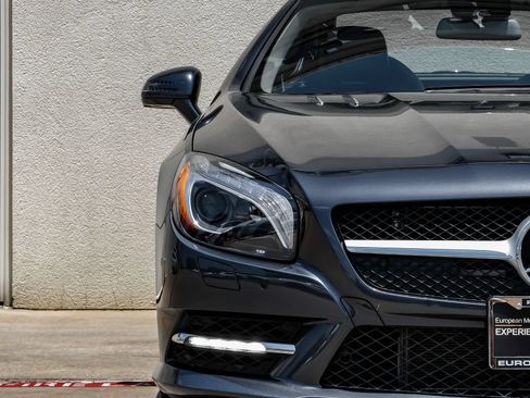 Used 2015 Mercedes-Benz SL 400 w/ Premium I Package image 32