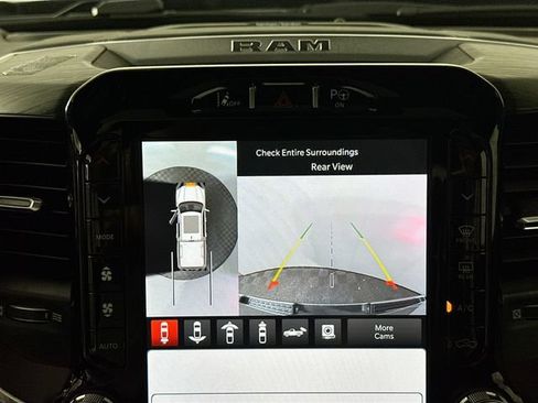 Used 2023 RAM 1500 Laramie AWD/4WD image 15