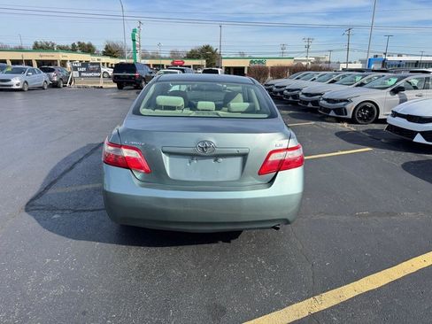 Used 2009 Toyota Camry LE image 4