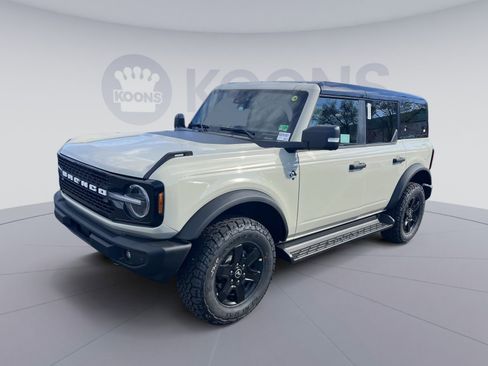 New 2025 Ford Bronco Outer Banks image 1