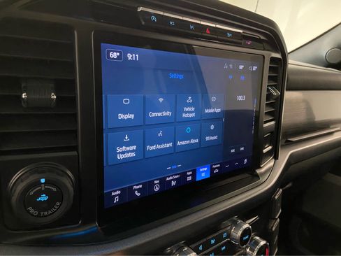 Used 2024 Ford F150 Lariat w/ Bed Utility Package AWD/4WD image 35
