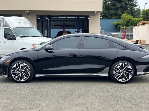 Certified 2025 Hyundai Ioniq 6 SEL RWD image 10