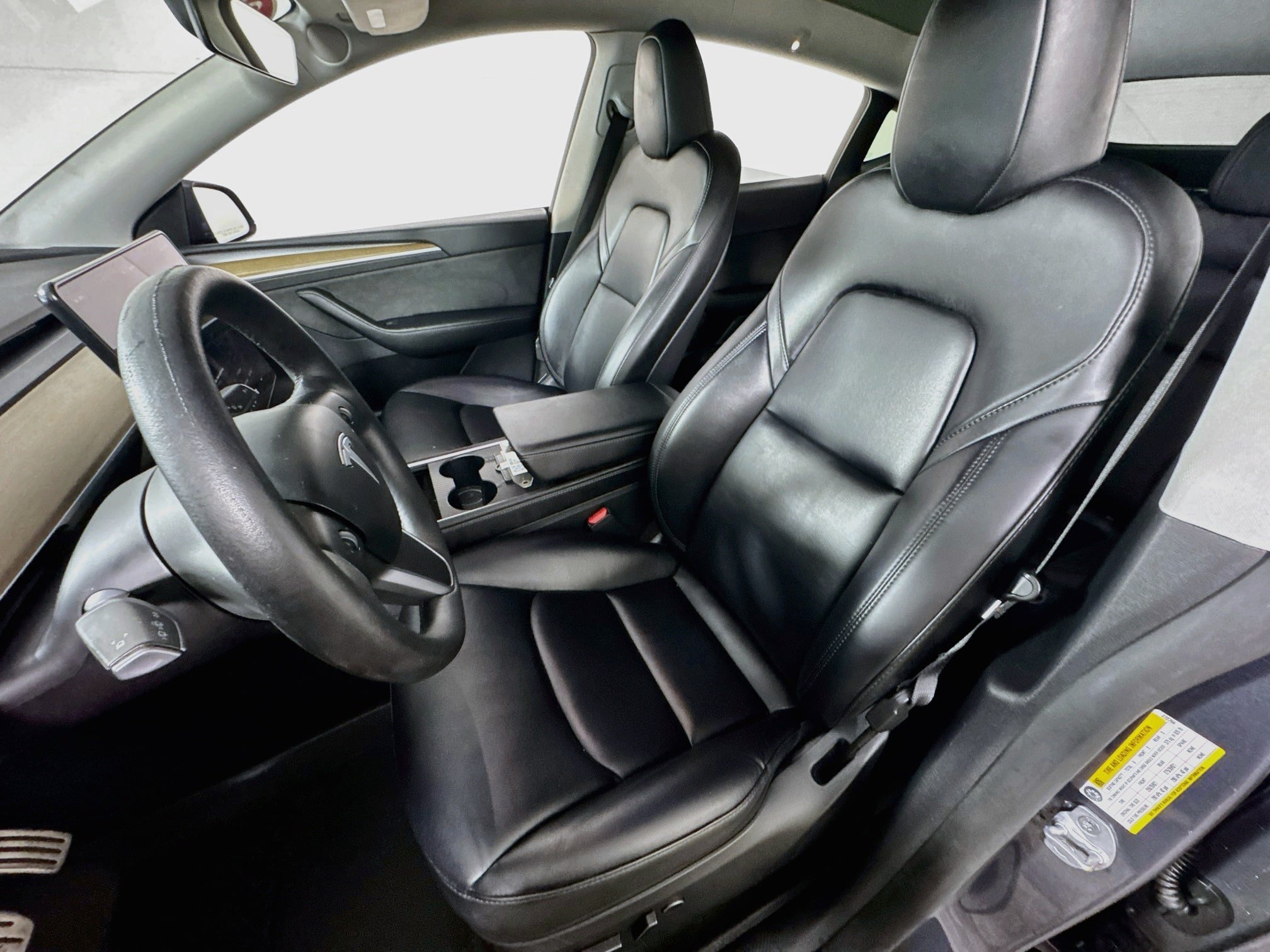 Used 2023 Tesla Model Y Performance AWD/4WD image 13