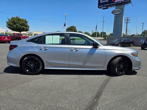 Used 2025 Honda Civic Sport image 3