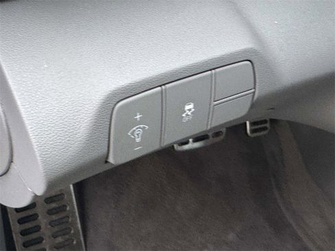 Certified 2025 Hyundai Elantra Sport w/ Cargo Package image 15