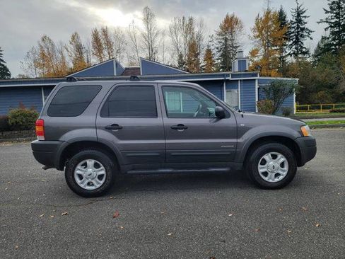 Used 2002 Ford Escape XLT image 4
