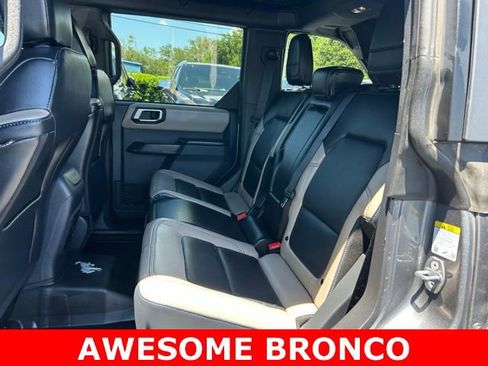 Used 2024 Ford Bronco Wildtrak AWD/4WD image 15