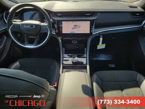 New 2026 Jeep Grand Cherokee Laredo image 14