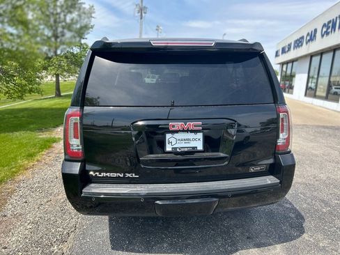 Used 2019 GMC Yukon XL SLT w/ Open Road Package AWD/4WD image 5