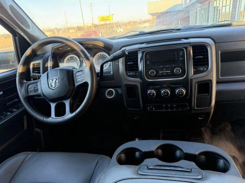 Used 2015 RAM 5500 4x4 Crew Cab image 8