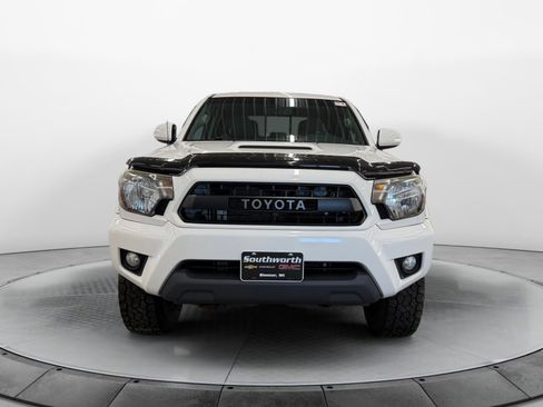 Used 2015 Toyota Tacoma TRD Pro image 7