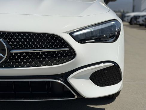 New 2026 Mercedes-Benz CLE 300 4MATIC Cabriolet image 7