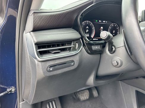 Used 2023 INFINITI QX60 Sensory w/ Cargo Package FWD image 10