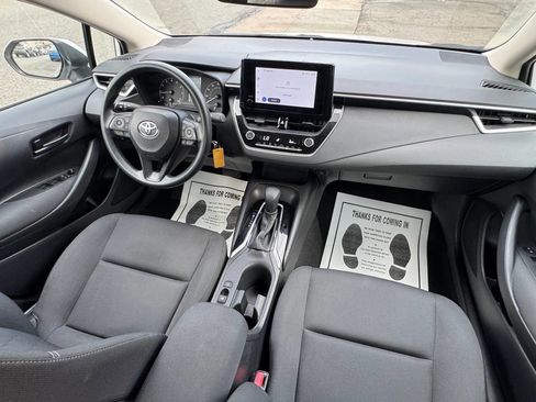 Used 2024 Toyota Corolla LE FWD image 19