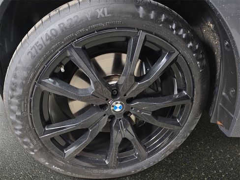 Certified 2023 BMW X7 xDrive40i w/ Executive Package image 36