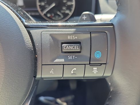 Used 2023 Nissan Rogue SV w/ SV Premium B Package AWD/4WD image 26
