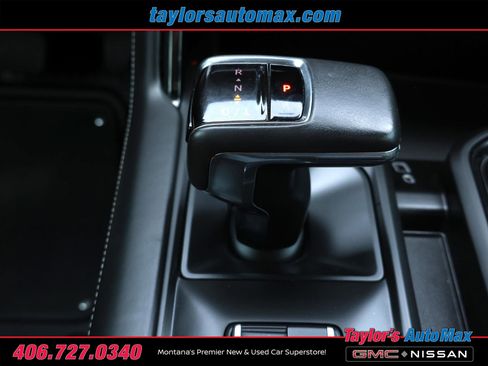 Used 2022 GMC Sierra 1500 AT4X image 32