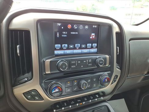 Used 2016 GMC Sierra 2500 Denali w/ Duramax Plus Package AWD/4WD image 17