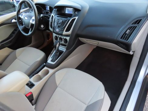 Used 2014 Ford Focus SE image 17