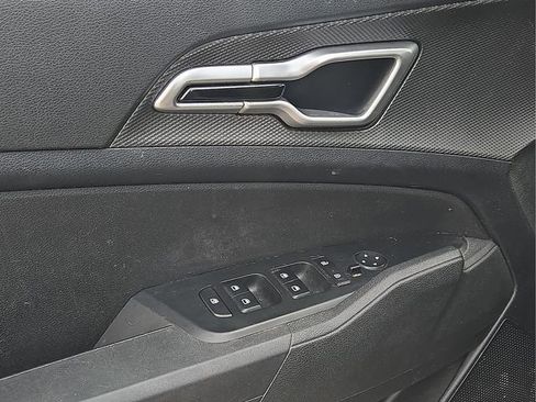 Used 2023 Kia Sportage LX image 20