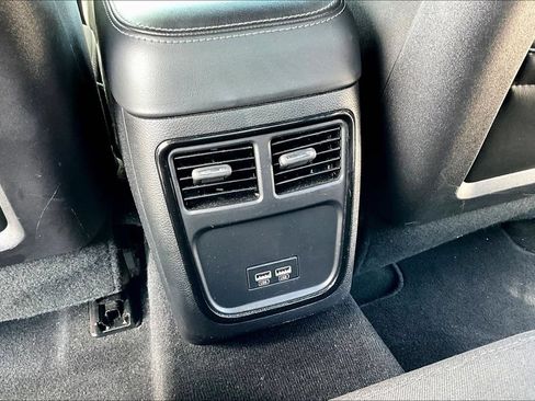 Used 2020 Dodge Charger R/T w/ Blacktop Package RWD image 10