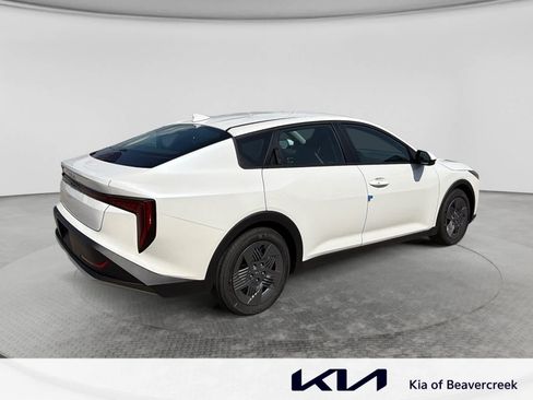 New 2026 Kia K4 FWD image 5