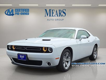 Used 2021 Dodge Challenger SXT w/ Driver Convenience Group
