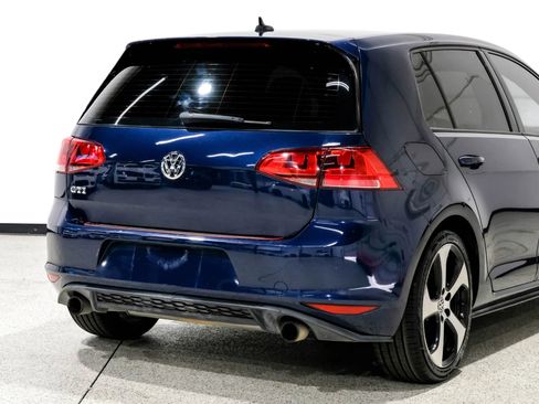 Used 2015 Volkswagen GTI SE image 13