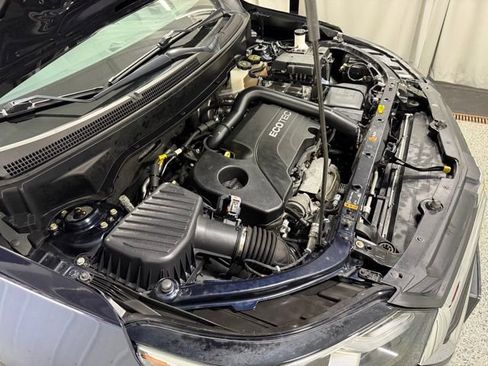 Used 2020 Chevrolet Equinox LS FWD image 21