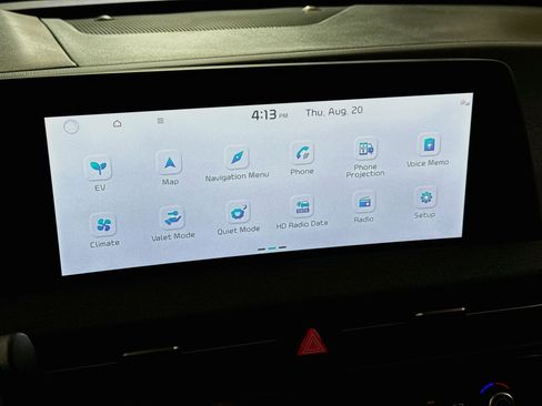 Used 2023 Kia EV6 Wind w/ Wind Technology Package AWD/4WD image 18