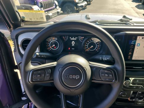 New 2026 Jeep Gladiator Sport image 19