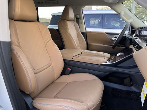 Used 2026 INFINITI QX80 Luxe w/ Cargo Package AWD/4WD image 21