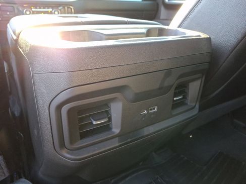 Used 2022 Chevrolet Silverado 1500 RST image 11