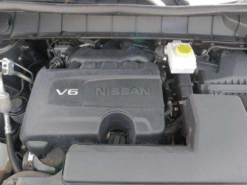 Used 2022 Nissan Pathfinder SL w/ SL Premium Package FWD image 34