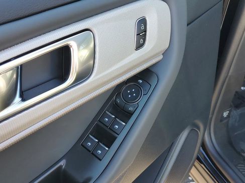 New 2026 Ford Explorer Active w/ Active Comfort Package image 13
