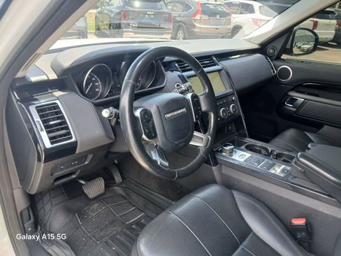 Used 2020 Land Rover Discovery SE AWD/4WD image 7