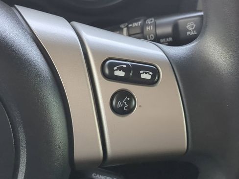 Used 2012 Toyota FJ Cruiser 4WD image 24