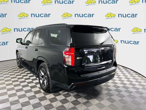 Used 2021 Chevrolet Tahoe Z71 w/ Luxury Package AWD/4WD image 5