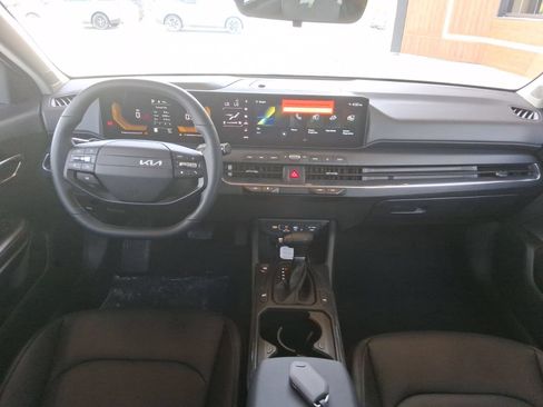 New 2026 Kia K4 EX FWD image 16