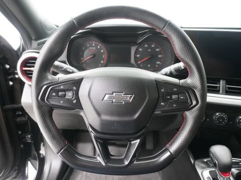 Used 2024 Chevrolet Trax RS w/ Driver Confidence Package FWD image 15