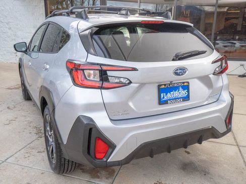 Certified 2025 Subaru Crosstrek 2.0i Premium image 5