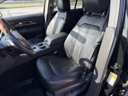 Used 2015 Lincoln MKX FWD w/ Walnut Swirl Wood Package image 23