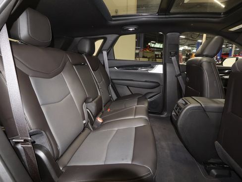 Certified 2025 Cadillac XT5 Premium Luxury image 26