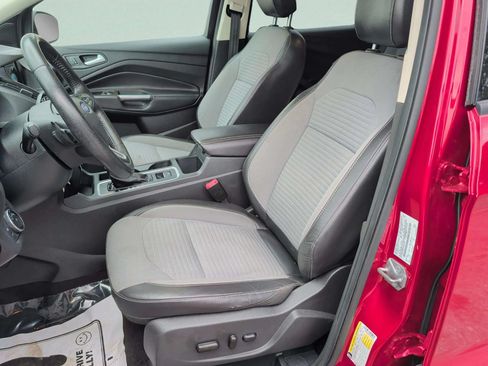 Used 2018 Ford Escape SE w/ SE Sport Appearance Package AWD/4WD image 13