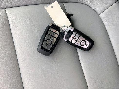 Certified 2023 Ford Escape Active AWD/4WD image 14