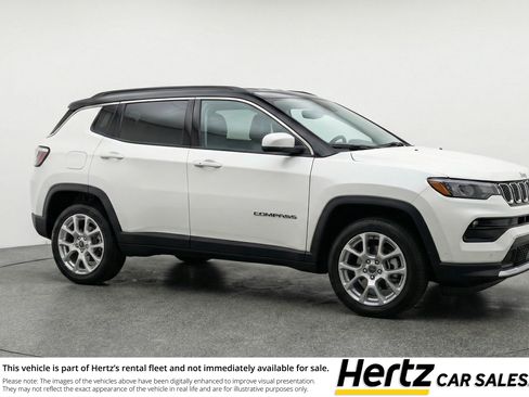Used 2025 Jeep Compass Limited AWD/4WD image 1