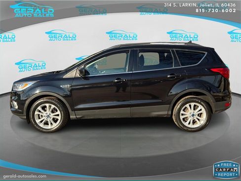 Used 2019 Ford Escape SEL image 3