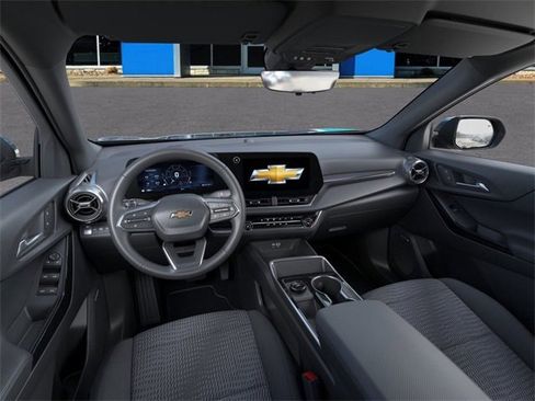 New 2026 Chevrolet Equinox LT w/ Safety and Technology Package image 15