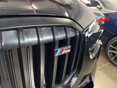Used 2023 BMW X7 M60i w/ Executive Package image 4
