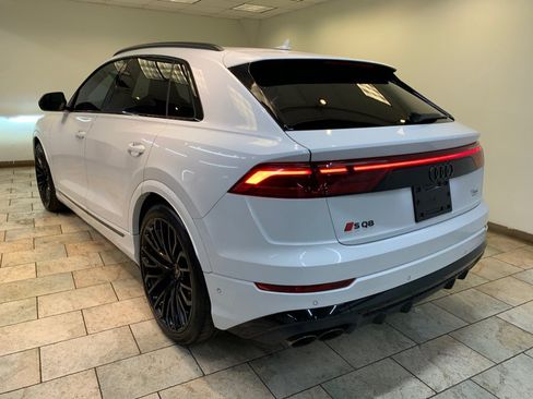 Used 2024 Audi SQ8 Premium Plus w/ S Sport Package AWD/4WD image 11